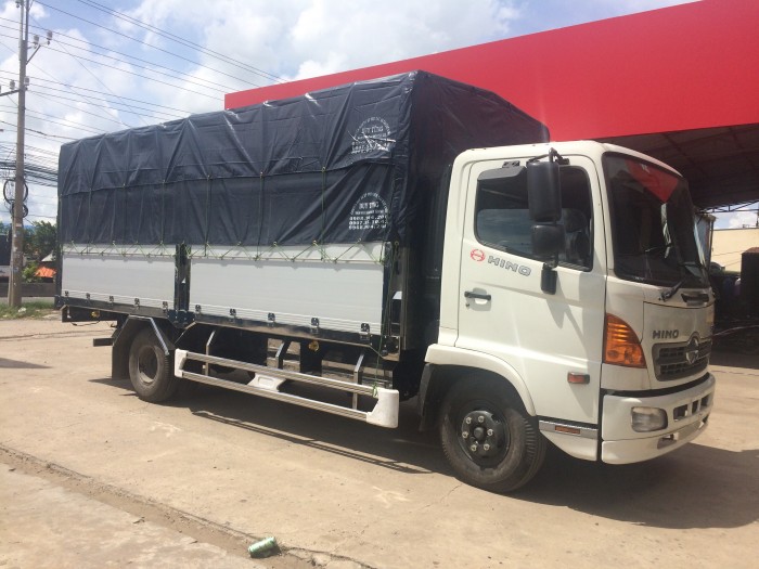 Xe tải Hino FC bửng nhôm (6,4 tấn, Mới 100%)
