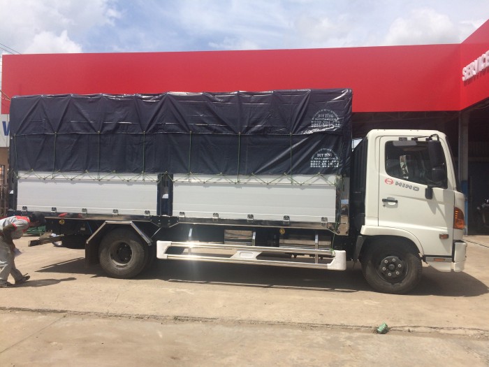 Xe tải Hino FC bửng nhôm (6,4 tấn, Mới 100%)