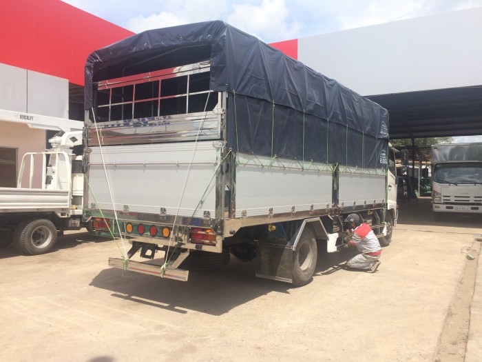 Xe tải Hino FC bửng nhôm (6,4 tấn, Mới 100%)