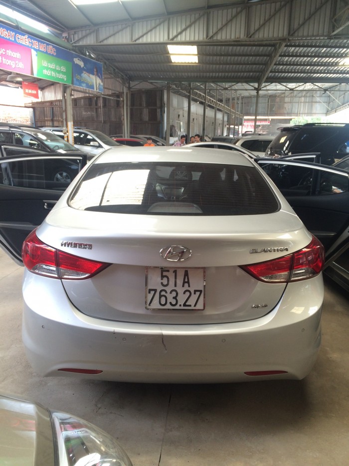 Bán Hyundai Elantra 1.8AT, đời 2013, nhập khẩu Hàn Quốc, xe gia đình giữ gìn, 565tr, xe đẹp bao test
