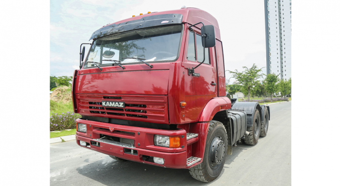 Đầu kéo kamaz 2 cầu