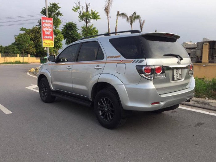 Toyota Fortuner 2.5G sx 2016 màu bạc