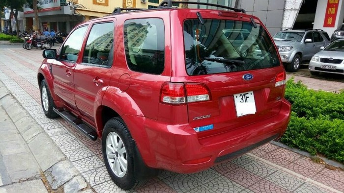 Ford Escape XLS 2.3, màu Đỏ, Model 2011, Biển Hà Nội