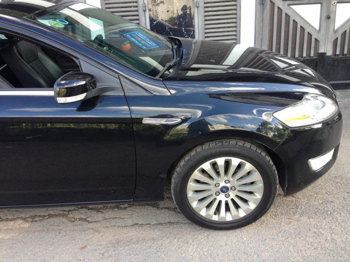 Cần bán xe Ford Mondeo 2014 màu đen nhà đi kỹ, nay lên 7 chỗ bán lại cho ai cần