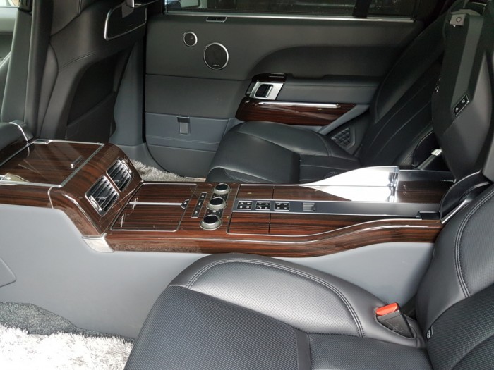 Bán Land Rover Range Rover Autobiography LWB Black Edition Limited sản xuất năm 2014