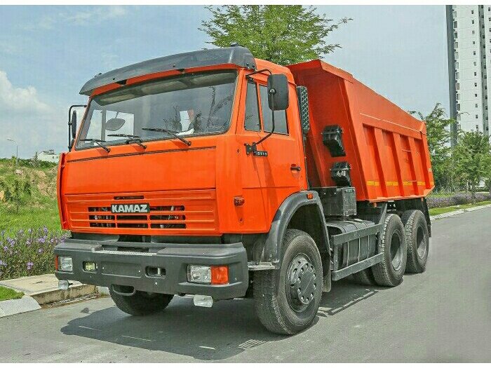 San lấp xe ben 3 chân kamaz
