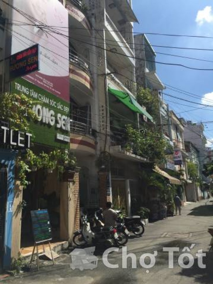 Bán nhà MT Quận 3, đường Nguyễn Sơn Hà, Cao Thắng, DT: 3,2x17m nở hậu 4,6m