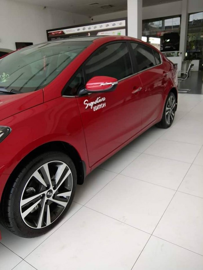 Kia Cerato 2017 số sàn, hỗ trợ góp lãi suất thấp, giao xe nhanh