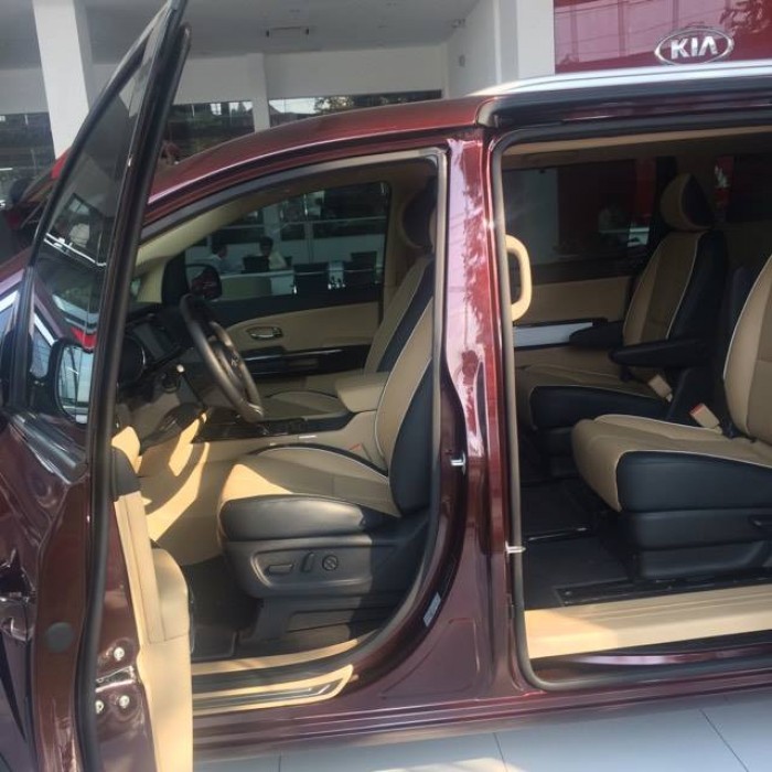 Kia Sedona ưu đãi tiền mặt, hỗ trợ vay 85%, giao xe ngay trong tháng