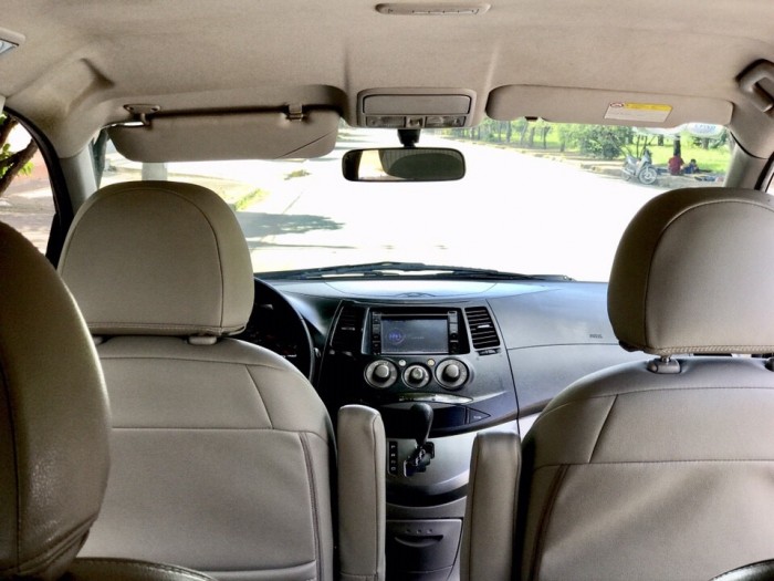 Bán Mitsubishi Grandis cuối 2007 số tự động màu đen