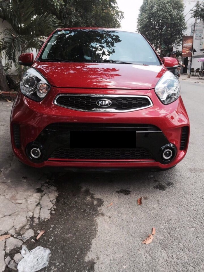 Nhà mình cần bán xe Kia Morning Si 2016 màu đỏ số tự động