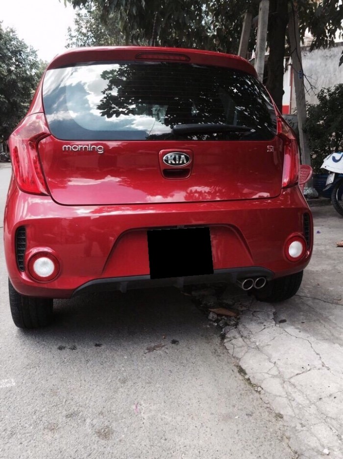 Nhà mình cần bán xe Kia Morning Si 2016 màu đỏ số tự động