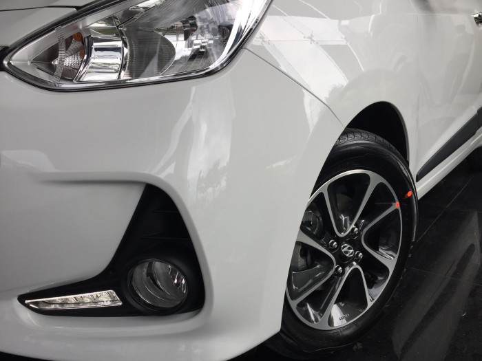 Hyundai i10 CKD liên hệ ngay để có giá tốt nhất