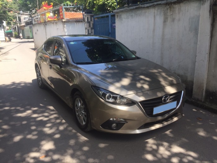 Cần bán xe Mazda 3 2016 sedan dáng thể thao