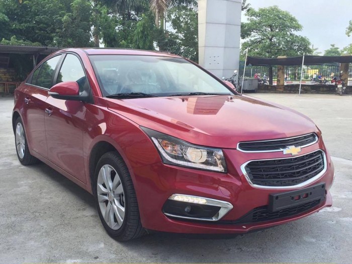 Chevrolet Cruze  2017, hỗ trợ vay ngân hàng 80%.