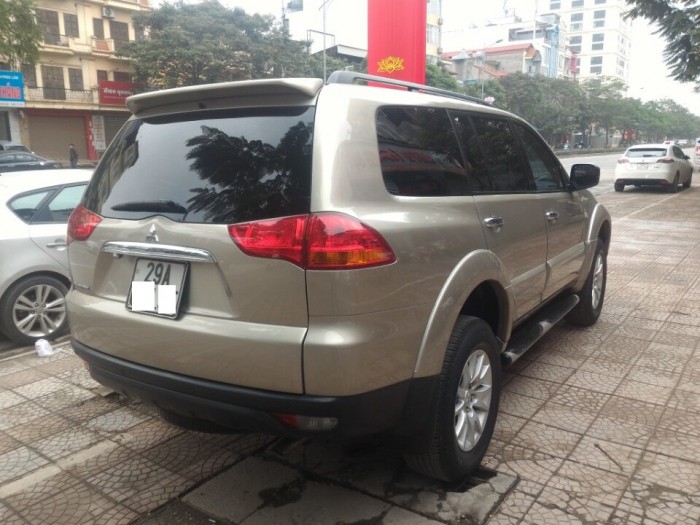 Mitshubishi Pajero Sport 2.5 máy dầu số tự động , Sản xuất 2011