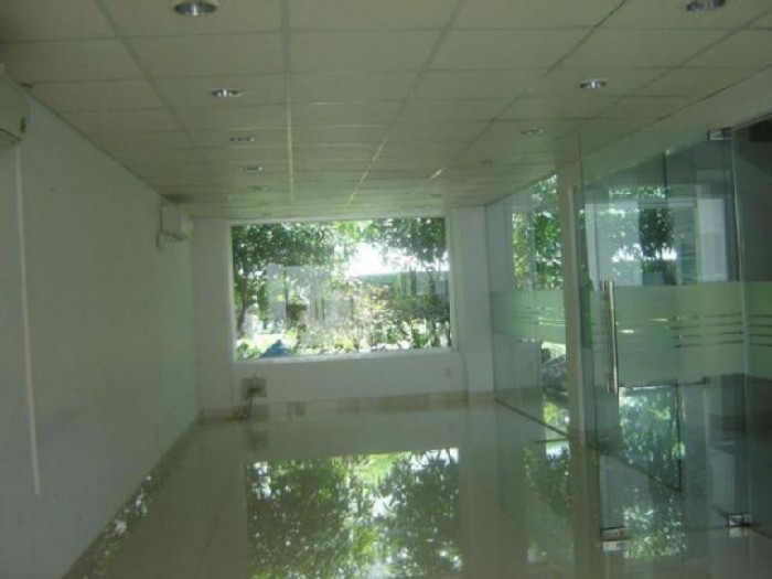 Gấp!! Cho thuê văn phòng tại 131 Nguyễn Văn Hưởng, Q2. DT từ 25-45m2. Hỗ trợ giá chỉ từ 10-20 triệu