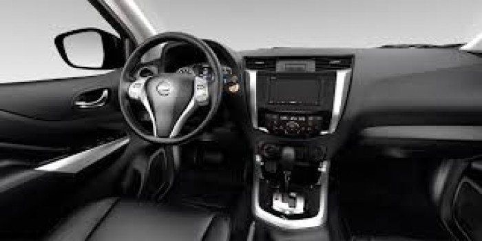 Bán Nissan Navara Premium VL (2 cầu, số tự động), 2017, giá hấp dẫn