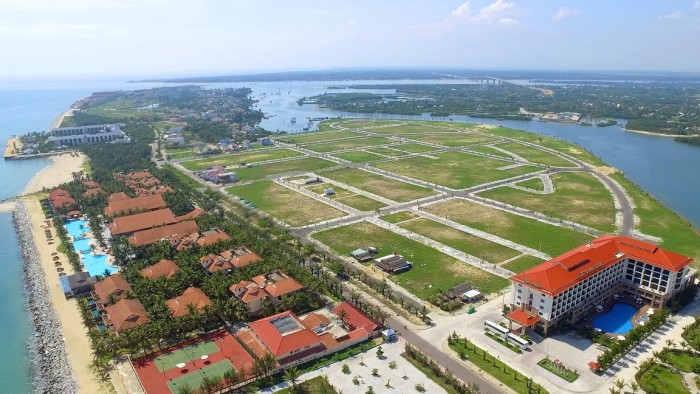 Bán 2 lô đất view sông FPT,đường 27m,720 triệu lô