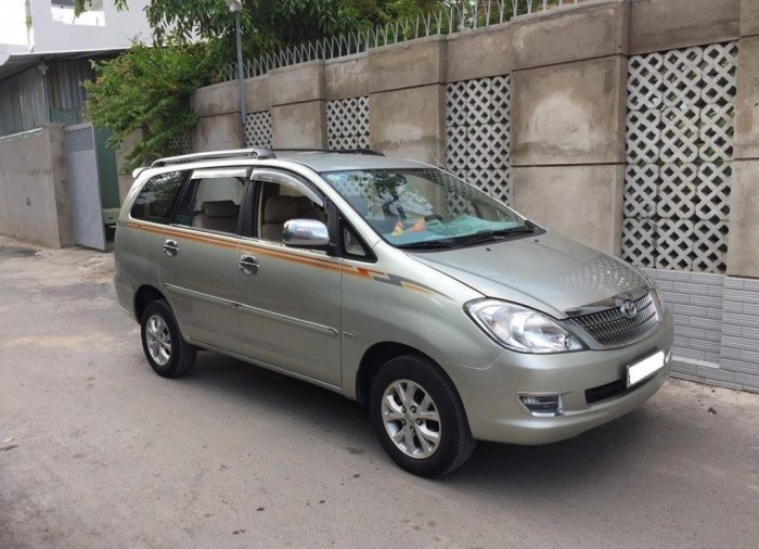 bán xe Toyota Innova 2008 số sàn zin cực chất, xe nhà đang sử dụng cẩn thận