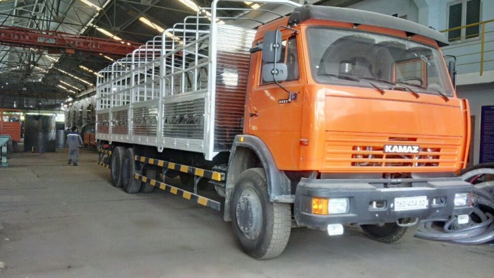 Xe Tải Thùng Kamaz 53229(6X4), Thùng Dài 9M3