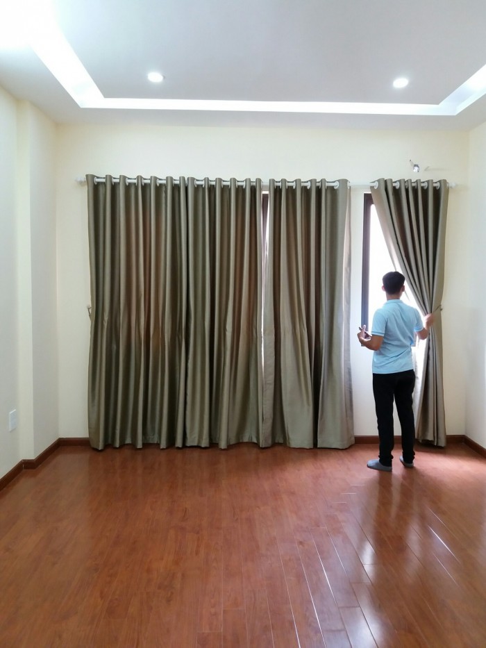 Chính chủ bán nhà ngõ 106 Xã Đàn 2, Đống Đa, ô tô con đỗ cửa, 35m2x6t, giá 4,3 tỷ