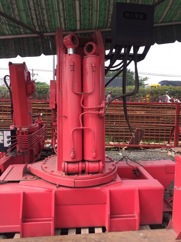 Cẩu Unic Cũ 5 Tấn