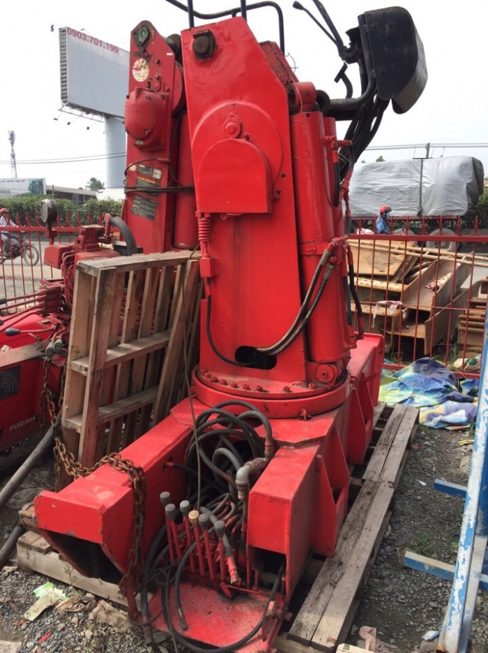 Cẩu Unic Cũ 5 Tấn