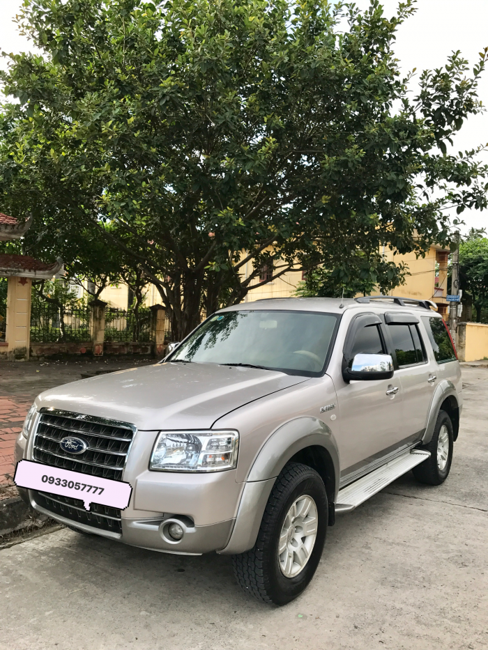 Bán ô tô Ford Everes