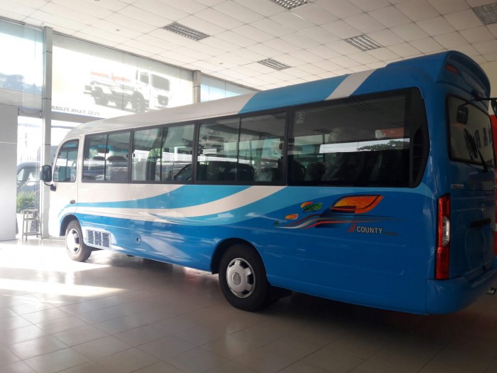 Hyundai County 29 chỗ, giá xe khách County 29 chỗ rẻ - Tặng xe máy, tặng tiền mặt, giao xe trong vòng 5 ngày