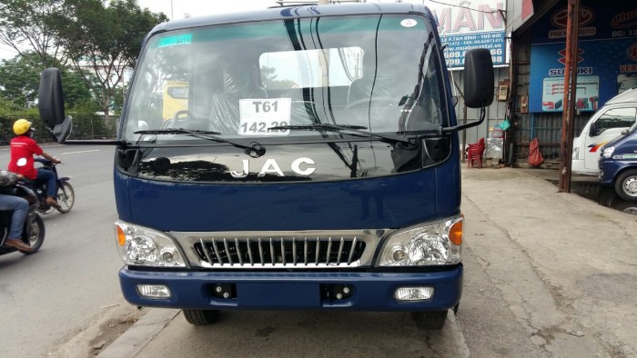Bán xe tải Jac 4 tấn 9 cn isuzu hỗ trợ trả góp 90%
