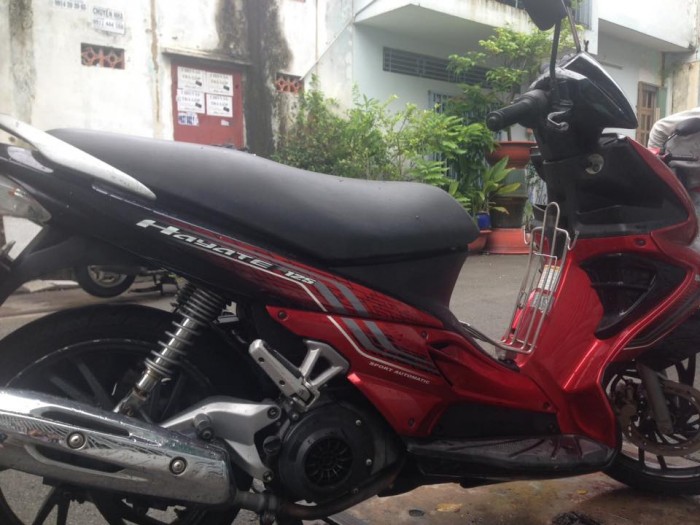 suzuki hayate phiên bản đặc biệt đỏ đen