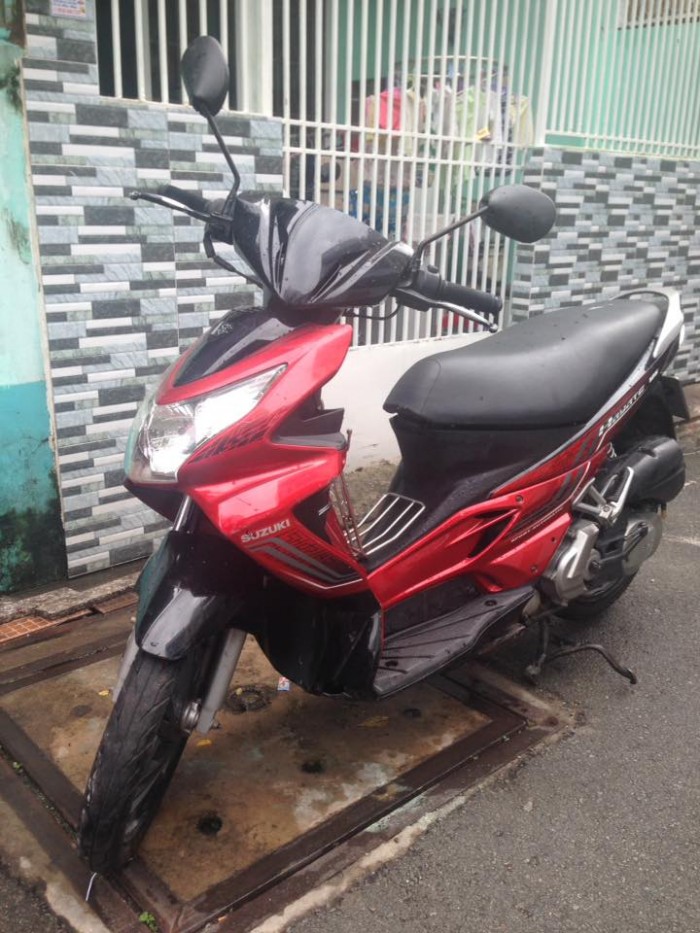 suzuki hayate phiên bản đặc biệt đỏ đen