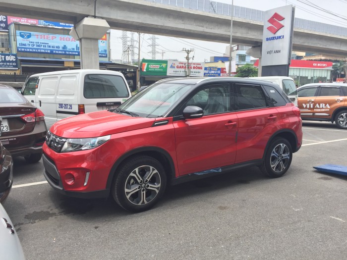 Bán xe suzuki Vitara 2017 mới 100%,Hỗ trợ trả góp với lãi suất thấp tại miền bắc.