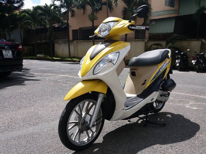 Kymco Candy Hi 50 Mẫu Mới Lưu Thông Không Bằng Lái Mới Đẹp Long Lanh