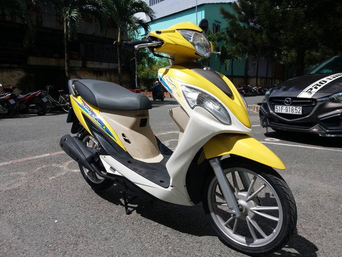 Kymco Candy Hi 50 Mẫu Mới Lưu Thông Không Bằng Lái Mới Đẹp Long Lanh