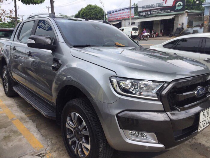 Ford Ranger Wildtrak 3.2L 4x4 chạy lướt 12.000 km