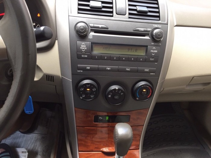 Bán Toyota Altis máy 1.8 số tự động màu bạc