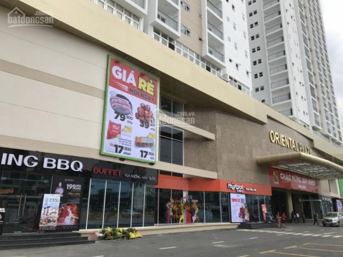 Bán căn hộ cao cấp Oriental Plaza - 3 phòng ngủ - 2 toilet - 2 ban công