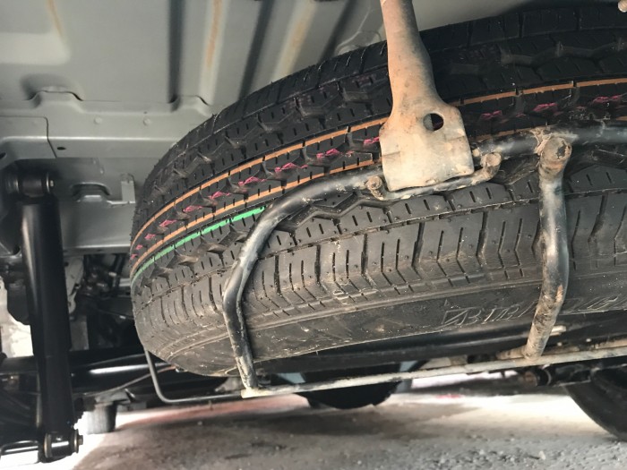 Toyota Hiace 16 chỗ máy dầu 2013 nhập Nhật, BSTP, đi 16.000km bao test