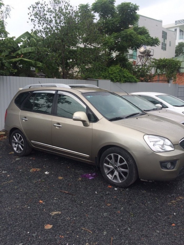 Bán Kia Carens S 2.0MT sx 2015 màu vàng cát
