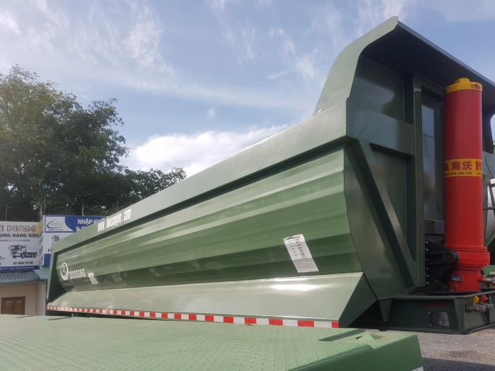 Ben tải tự đỗ nhập khẩu từ Hàn Quốc, 24 khối , 29 tấn