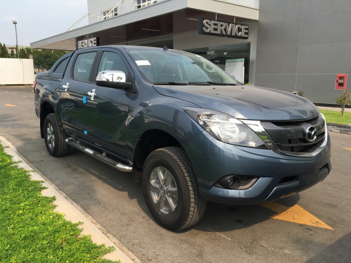 Mazda BT-50 mới 2017 đủ màu nhập khẩu Thái Lan