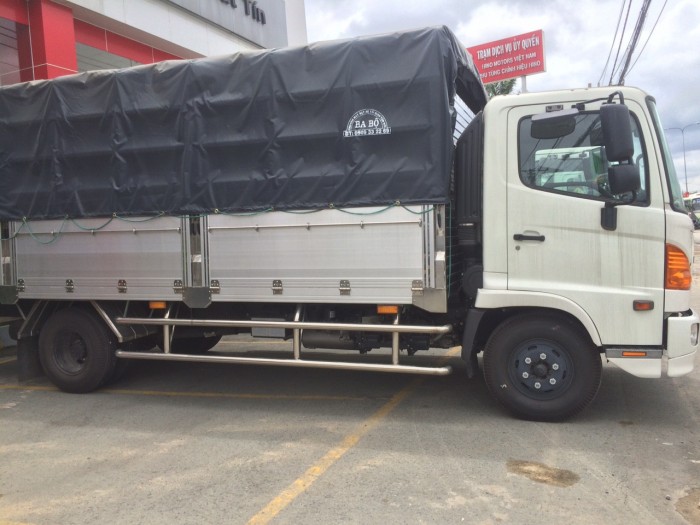 Xe tải hino 6 tấn 2 đời 2016 cần ra xe nhanh