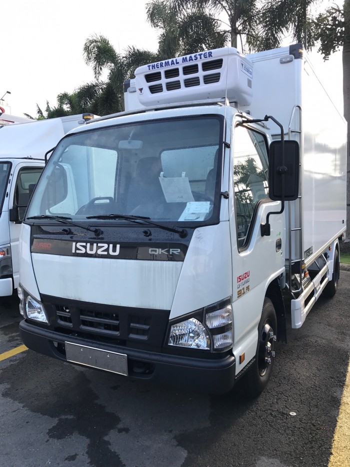 Xe isuzu thùng đông lạnh 2,2 tấn