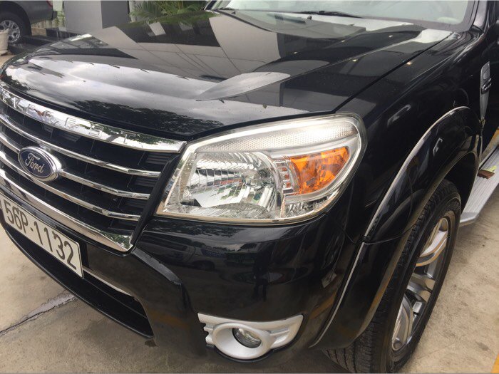 Ford Everest Limited model 2010 một đời chủ