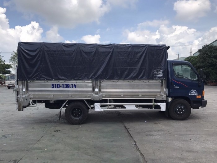 xe tải HD99 chở gia súc