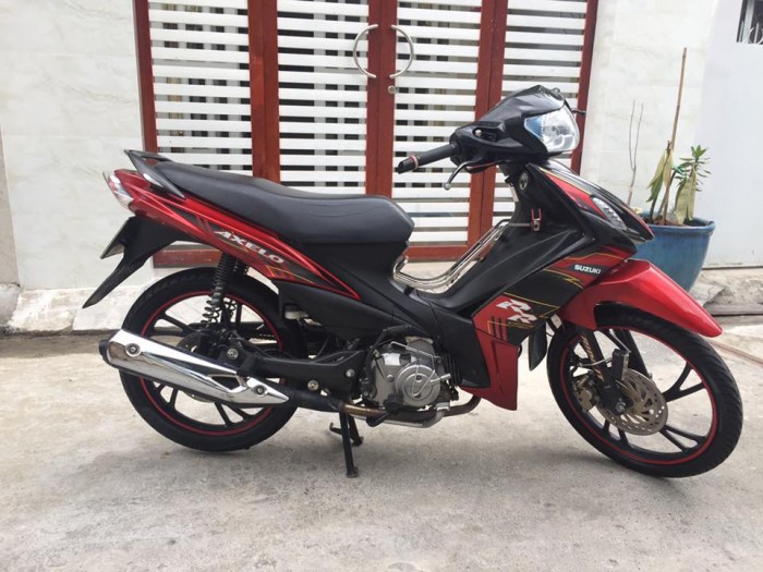 Suzuki Axelo 125cc Gp đỏ đen,bánh mâm,thắng