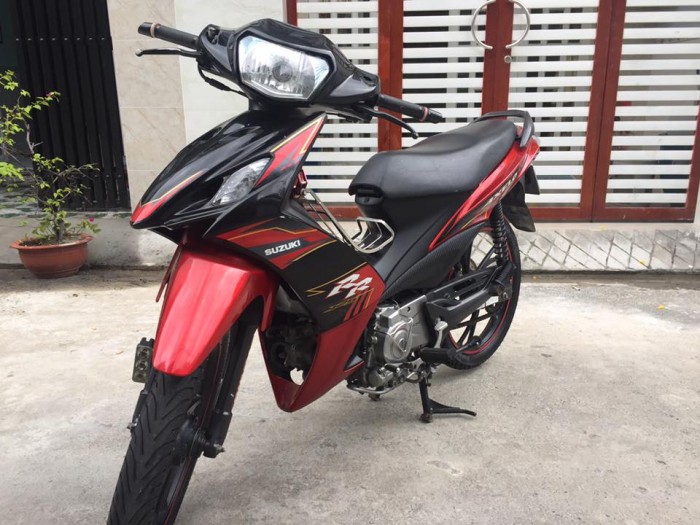 Suzuki Axelo 125cc Gp đỏ đen,bánh mâm,thắng