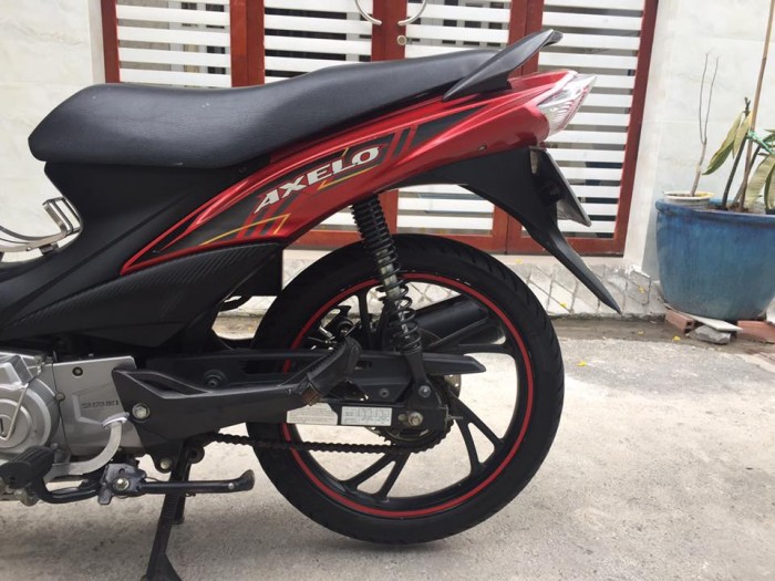 Suzuki Axelo 125cc Gp đỏ đen,bánh mâm,thắng